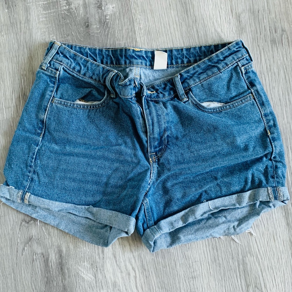 ✨ “Daisy” Shorts ✨